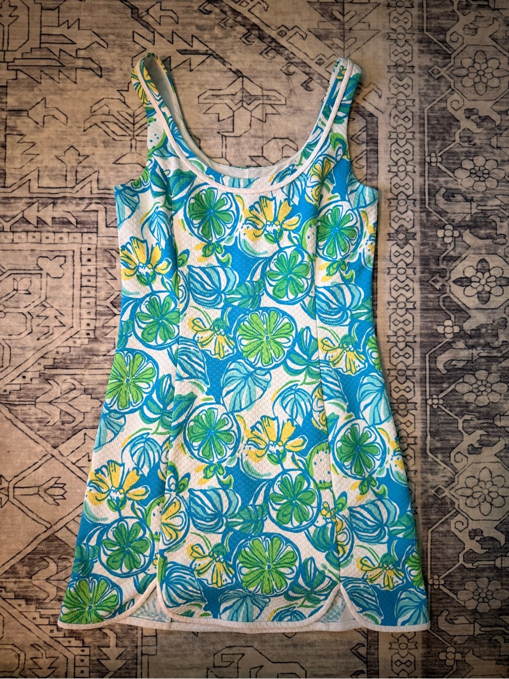 Lilly Pulitzer Lola Shift Dress Resort White Sweet and Sour Size Medium